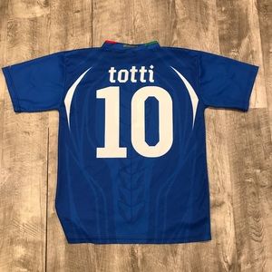 Francesco Totti Italy Soccer Jersey Men’s Small